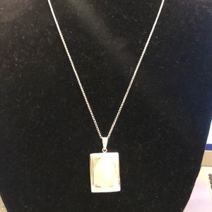 Silver Mother-of-Pearl necklace